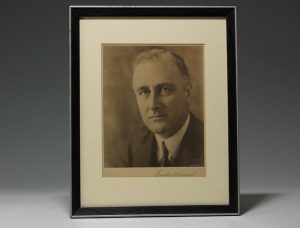 FDR signed photograph (BRB 101668)